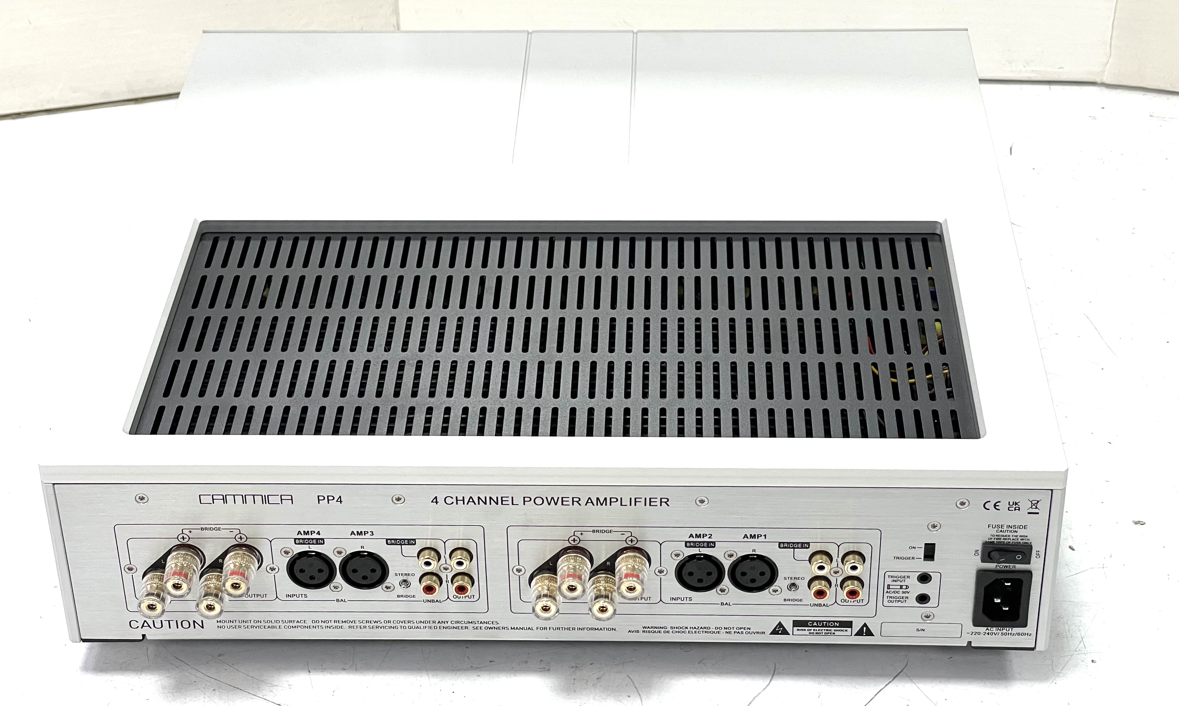 PP4 power amplifier rear 1