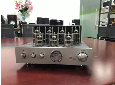 The difference between tube power amplifier and transistor power amplifier